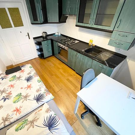 Fantastic Waw - W8 Room Dn Варшава Екстериор снимка